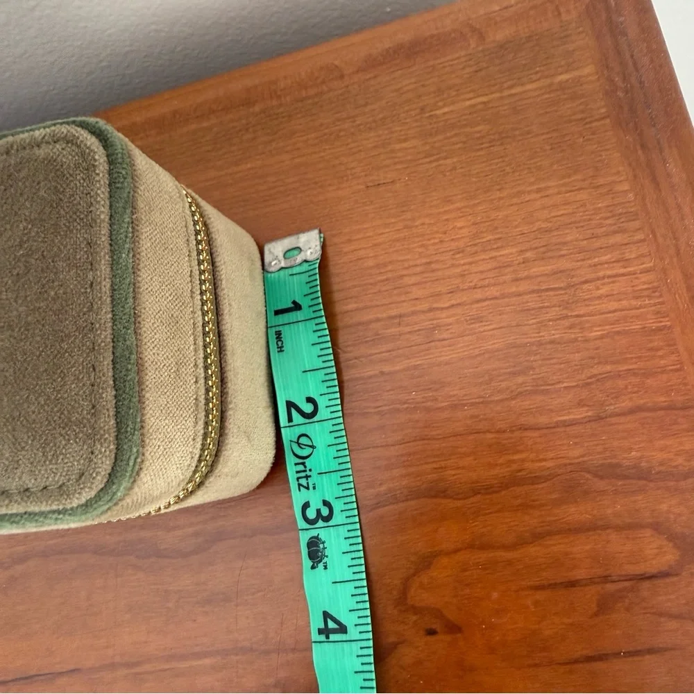 Sezane Green Cotton Velvet Jewelry Case - Picture 9 of 9